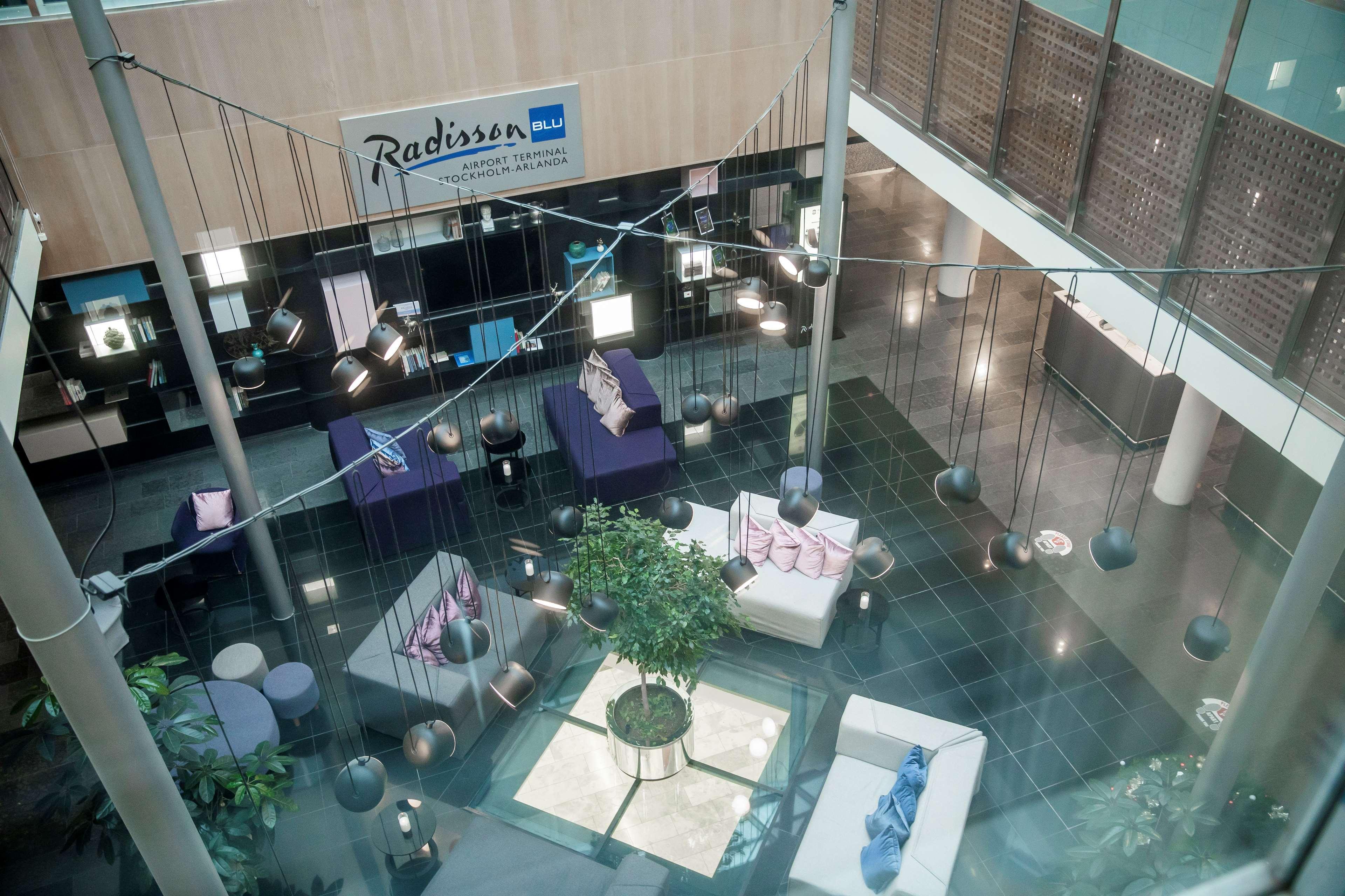 Radisson Blu Airport Terminal Hotel Arlanda Luaran gambar Interior of the hotel