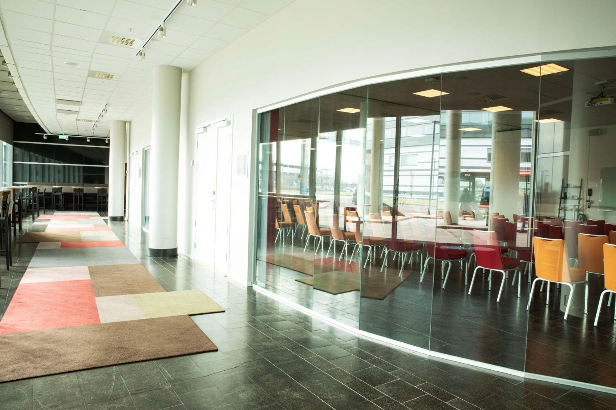 Radisson Blu Airport Terminal Hotel Arlanda Luaran gambar The meeting room of the airport