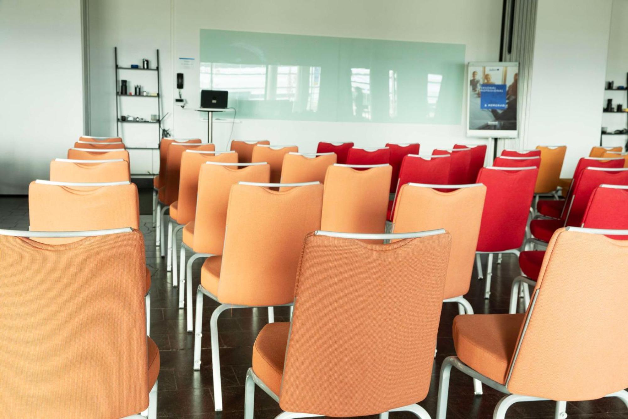 Radisson Blu Airport Terminal Hotel Arlanda Luaran gambar The conference hall of the hotel